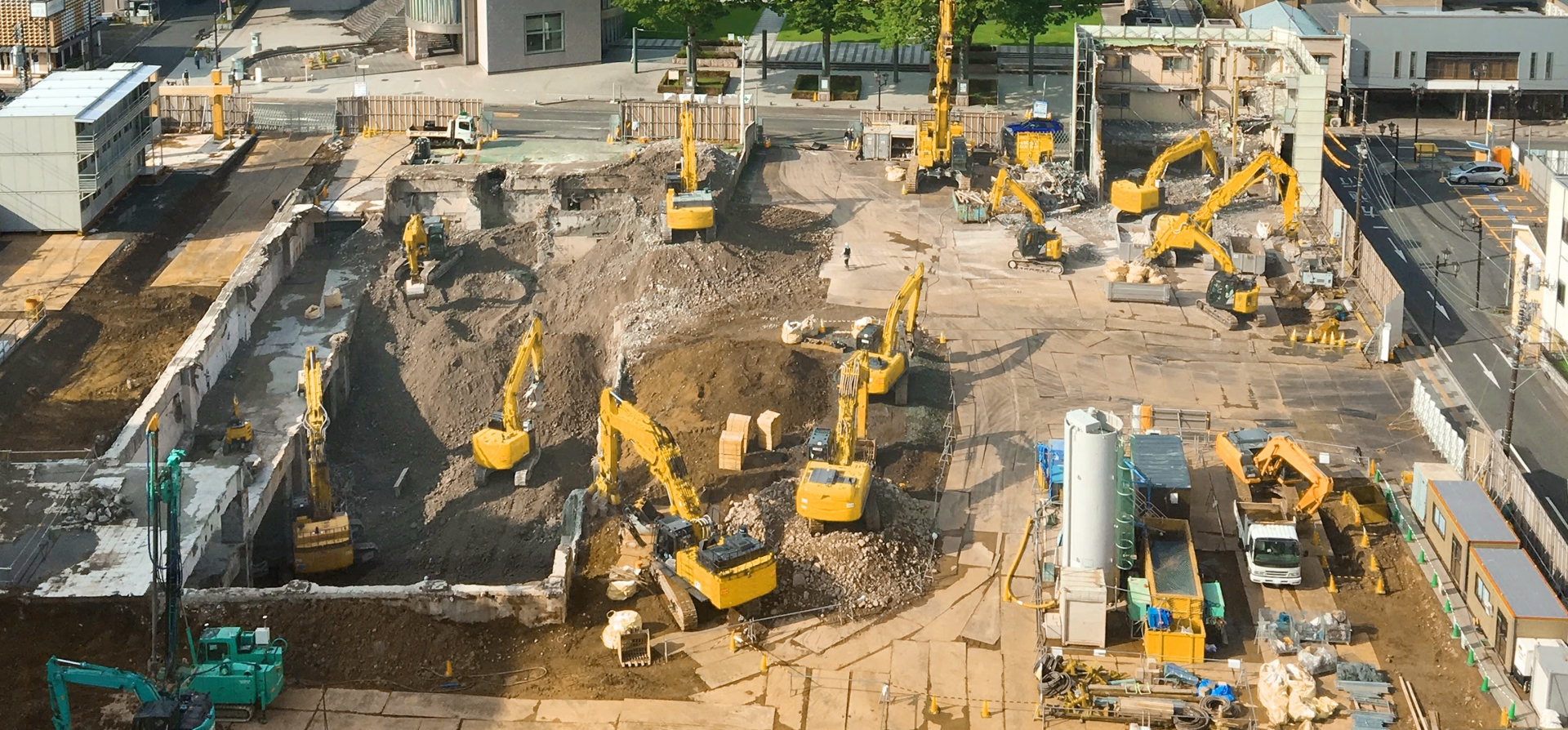 施工管理の作業風景