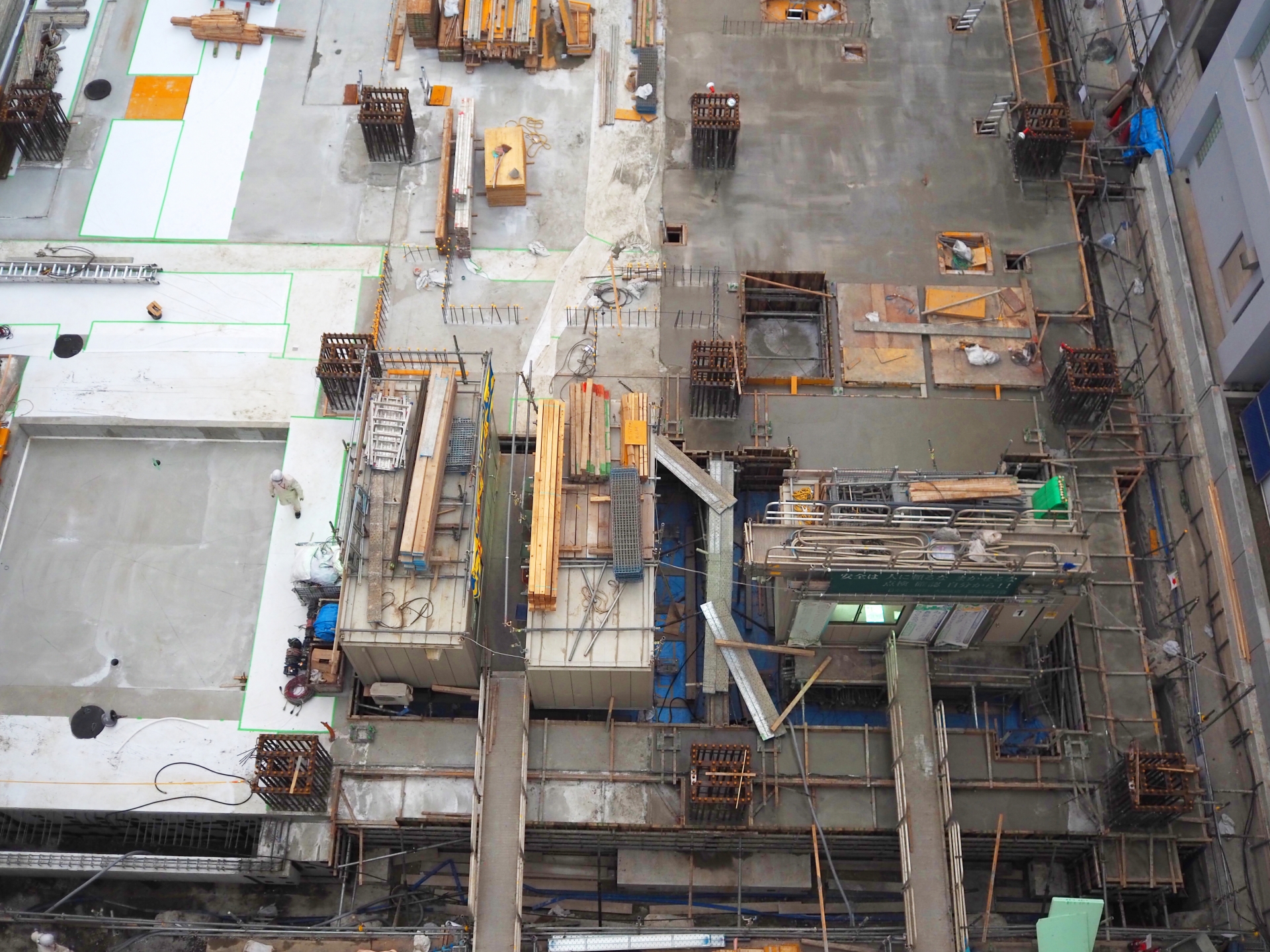 施工管理の作業風景